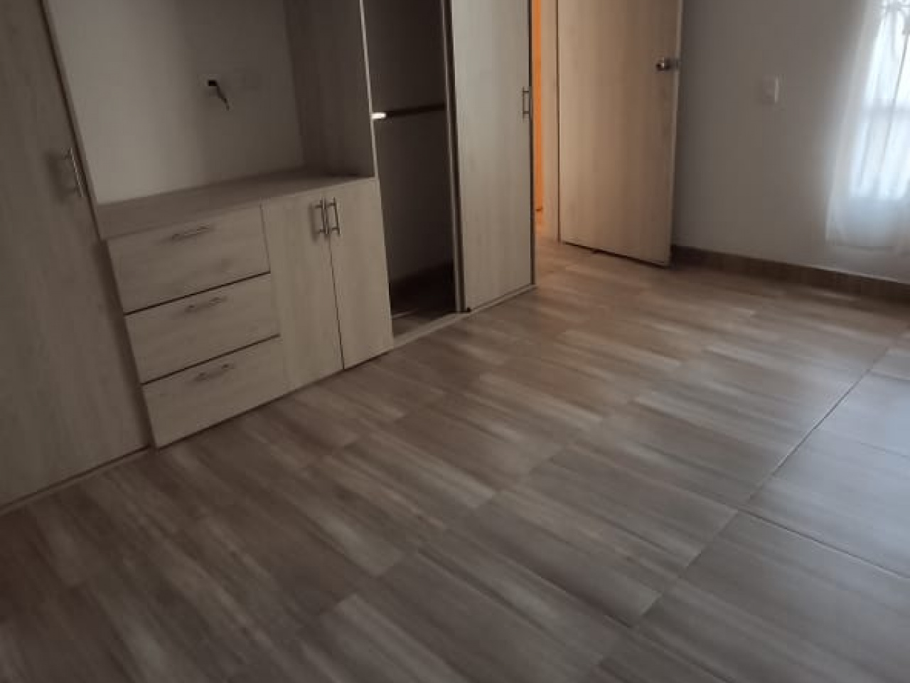 BOGOTA CERCA DEL POR, 2 Habitaciones Habitaciones, ,1 BañoBathrooms,Apto,En venta,1012