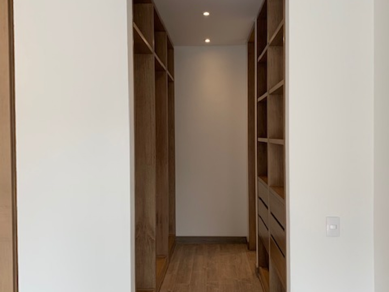 92 CON 16, BOGOTA, ,Aparta estudio,En Alquiler,92 CON 16,5,1047